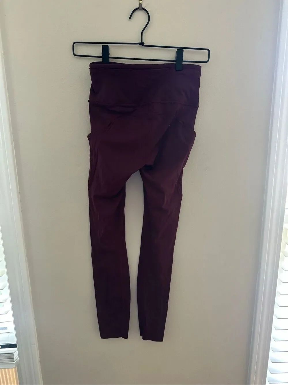 Lululemon Fast and Fre High-Rise Tight 25" 5 Pocket size 4 maroon - Picture 3 of 4